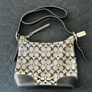 Vintage Coach Logo Jacquard and Leather Crossbody or Handbag D3K-6347 Used